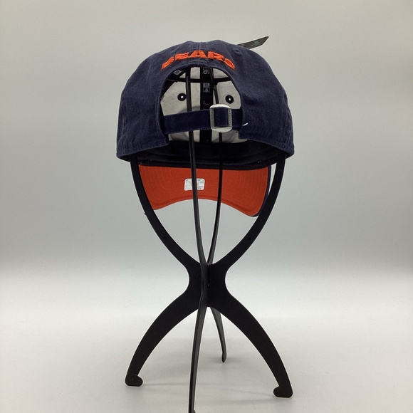 1260. Blue and White Women’s Sequin Cap Chicago Bears NWT - Picture 2 of 4